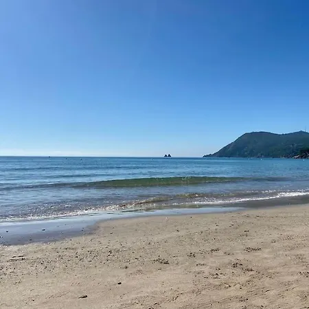 Maisonnette A Tamaris *